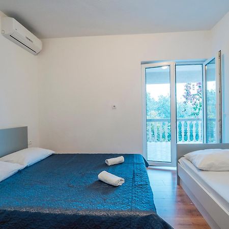 Apt White Idyll, 3 Bedrooms, 3 Bathrooms, Terrace Apt Promajna Luaran gambar