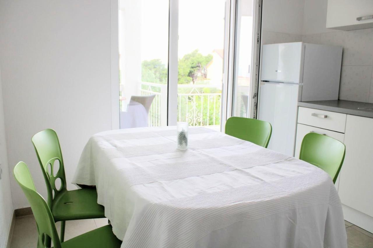 Apt White Idyll, 3 Bedrooms, 3 Bathrooms, Terrace Apt Promajna Luaran gambar