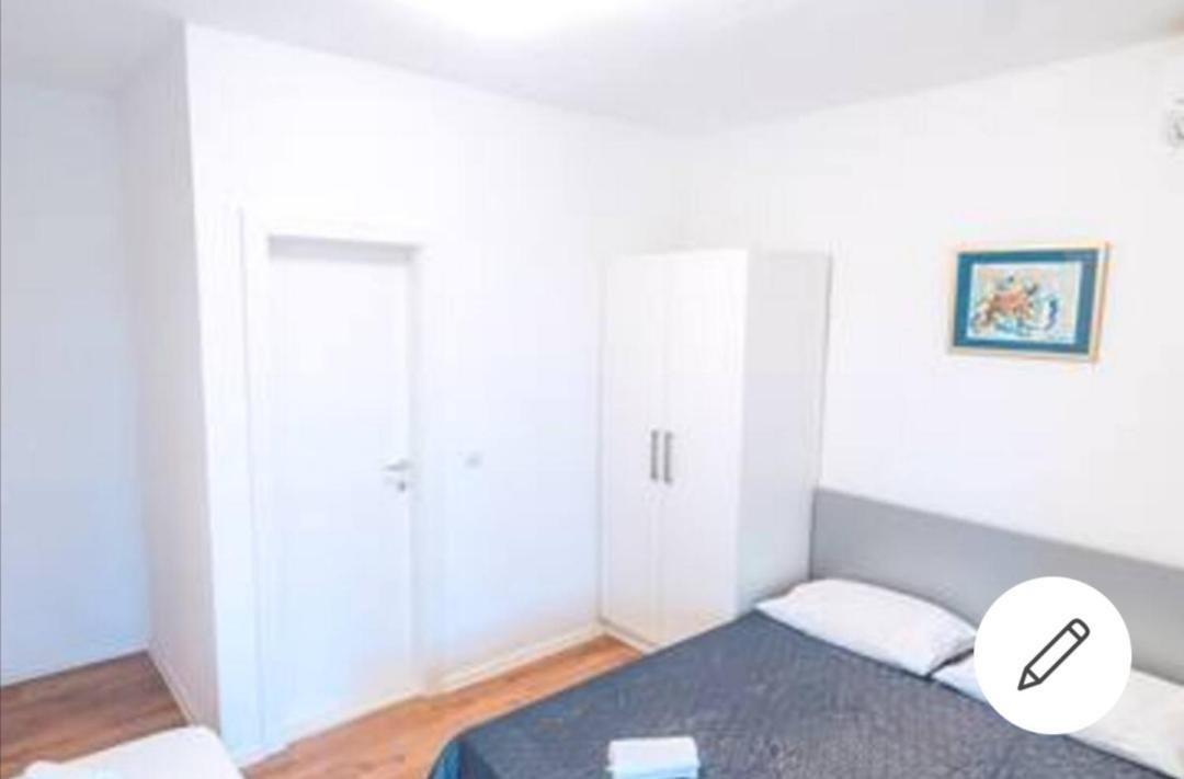 Apt White Idyll, 3 Bedrooms, 3 Bathrooms, Terrace Apt Promajna Luaran gambar